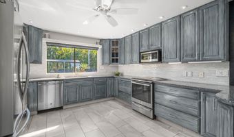 3379 Kehala Dr, Kihei, HI 96753
