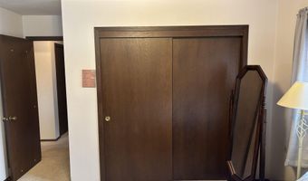 107 Golf Course Dr, Armstrong, IA 50514