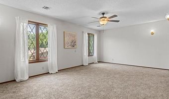 639 Oakridge Dr, Bartlesville, OK 74006