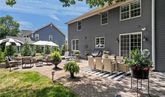 470 Sylvan Ct, North Kingstown, RI 02874