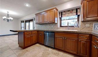 17713 157th Ter, Basehor, KS 66012