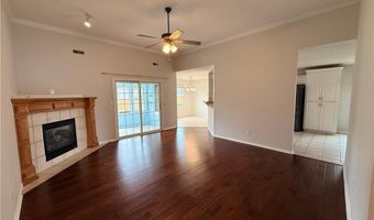927 Jasara Cir, Baldwin City, KS 66006