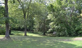 409 E. Elm St, Albion, IL 62806