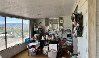 34851 S DESERT Cv, Black Canyon City, AZ 85324