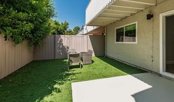 811 Highland Dr, Solana Beach, CA 92075