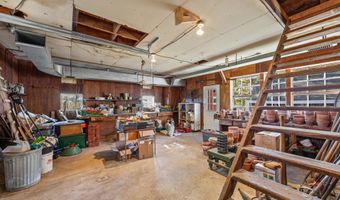 429 Sperry Rd, Bethany, CT 06524