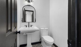4160 Towne Green Cir, Addison, TX 75001