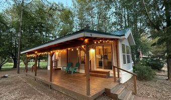 9 H St, Cascade, ID 83611