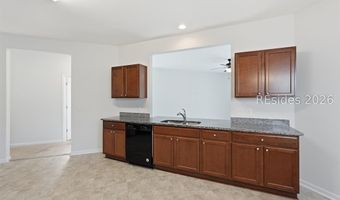 7 Woodland Ct, Bluffton, SC 29910