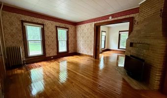927 Water St, Bennington, VT 05257