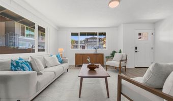 4819 Likini St, Honolulu, HI 96818
