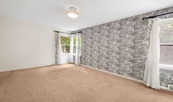1228 11TH St, Astoria, OR 97103