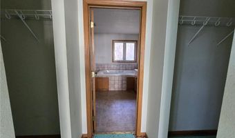 5023 W Lake Mary Dr SW, Alexandria, MN 56308