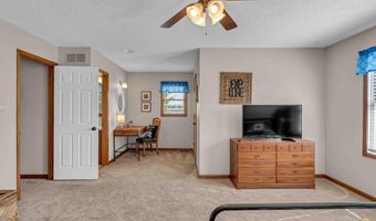 8737 SW 85th St, Auburn, KS 66402