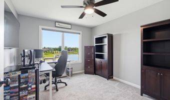5306 Greyson Heights Dr, Auburn, IN 46706