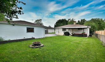 511 W BYRON Ave, Addison, IL 60101