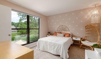 743 Worthington Forest Pl, Columbus, OH 43229