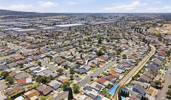 4956 E Holbrook, Anaheim, CA 92807