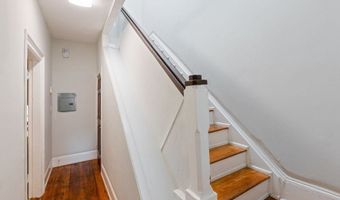 94 Mount Pleasant Ave 2, Boston, MA 02119