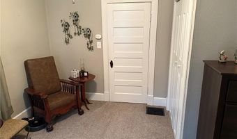 1638 Jersey St, Alton, IL 62002