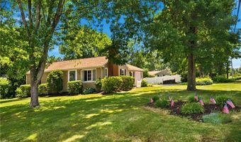 1 Teakwood Dr, Cumberland, RI 02864