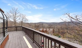1 Baltusrol Ct 2, Alloway, NJ 07462