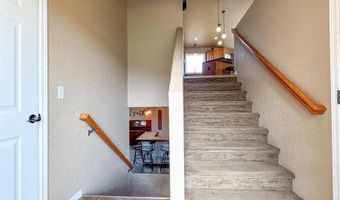 502 Granite Dr, Bismarck, ND 58503
