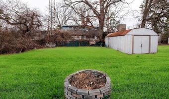 30 2nd St St, Franklinville, NJ 08322
