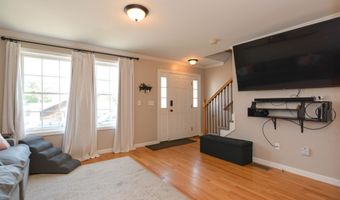 35 Cross St, Allenstown, NH 03275