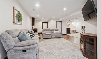 2398 W BARLEY Way, Appleton, WI 54913