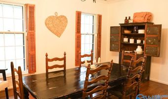 6 Penny Ln, Albertville, AL 35950