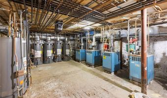 66 Webster St 9, Newport, RI 02840