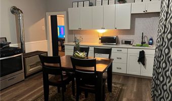 37 Central St, Lincoln, RI 02838