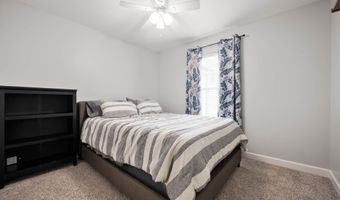 1015 Pebble Ct, Anderson, IN 46013