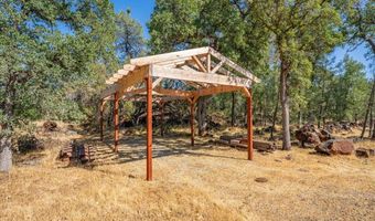 25150 Dersch Rd, Anderson, CA 96007