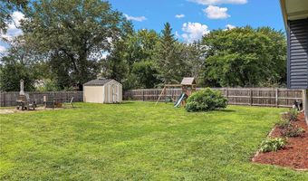 7983 Hallmark Way, Apple Valley, MN 55124