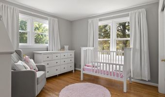 2606 N QUINCY St, Arlington, VA 22207
