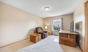 6595 Linwood Dr NE, Albertville, MN 55301