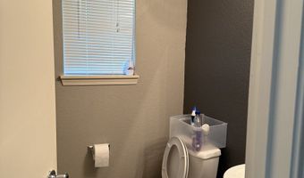 8152 Maple Stream Ln, Indianapolis, IN 46217