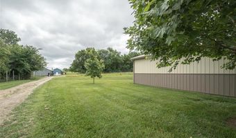 364 E 1600 Rd, Baldwin City, KS 66006
