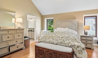 40032 N Trevino Ln, Antioch, IL 60002