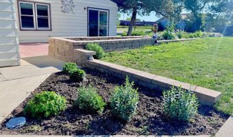 201 3rd Ave NW, Bowman, ND 58623