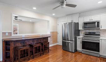 18 BAY BREEZE Dr, Lewes, DE 19958