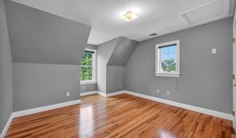 135 West St, Cromwell, CT 06416