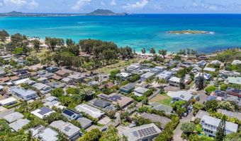567 Kawailoa Rd D, Kailua, HI 96734