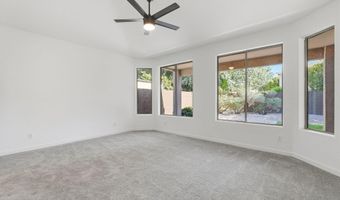 1689 E IRIS Dr, Chandler, AZ 85286