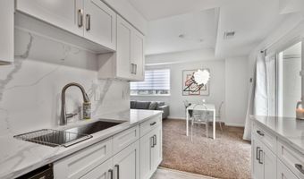1211 S EADS St 810, Arlington, VA 22202