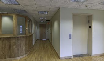 9 May St, Bangor, ME 04401