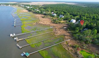 1422 Dupree Creek Dr, Awendaw, SC 29429