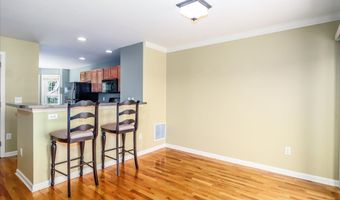 702 Sienna Dr 702, Danbury, CT 06810